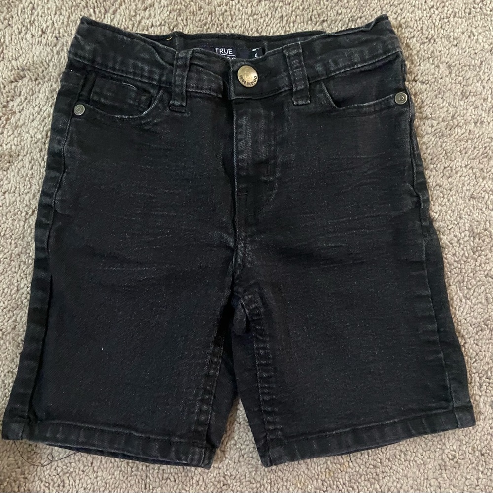 True Indigo Shorts Boy’s Size 5
